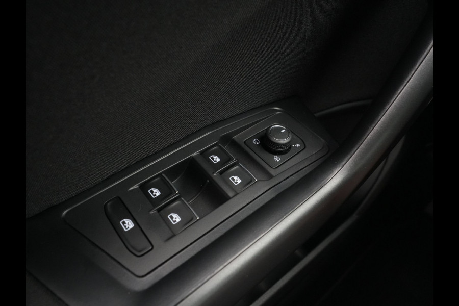 Volkswagen T-Roc 1.0 TSI 110pk Style Virtual Cockpit Navi via App Pdc Clima