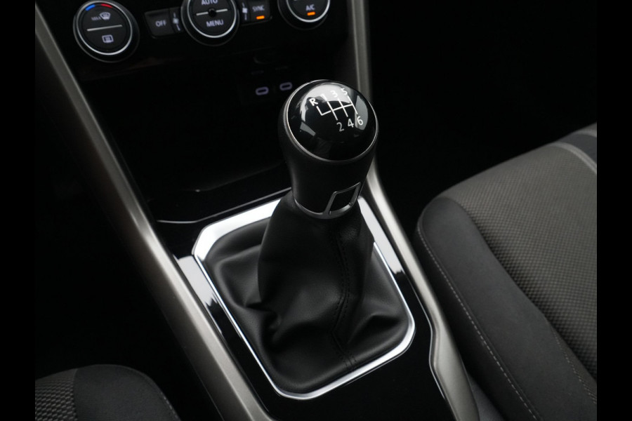 Volkswagen T-Roc 1.0 TSI 110pk Style Virtual Cockpit Navi via App Pdc Clima