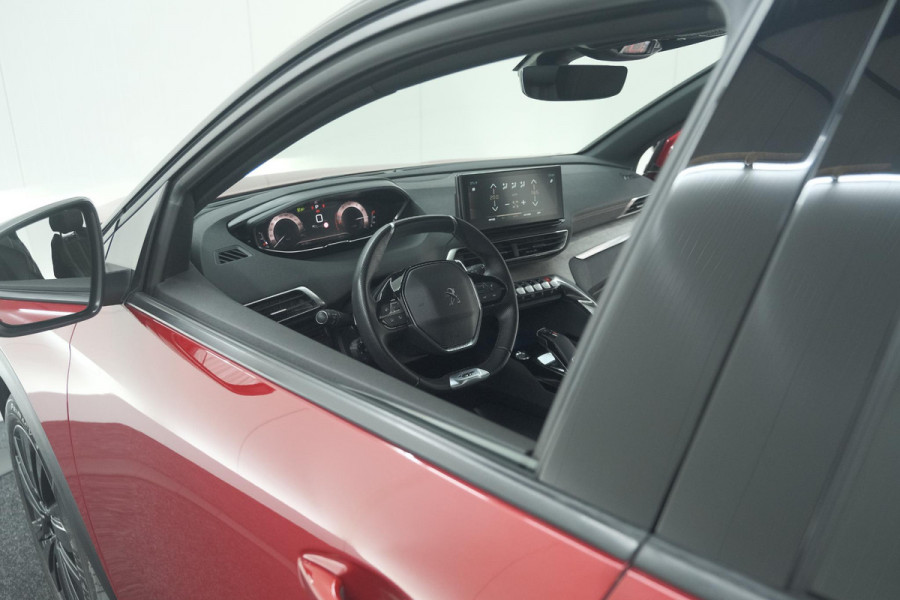 Peugeot 5008 PureTech 130 EAT8 GT | Elektrische Kofferklep | Camera | Adaptieve Cruise Control | Dodehoekdetectie