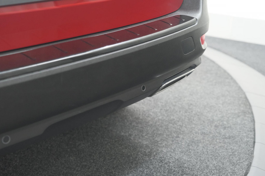 Peugeot 5008 PureTech 130 EAT8 GT | Elektrische Kofferklep | Camera | Adaptieve Cruise Control | Dodehoekdetectie