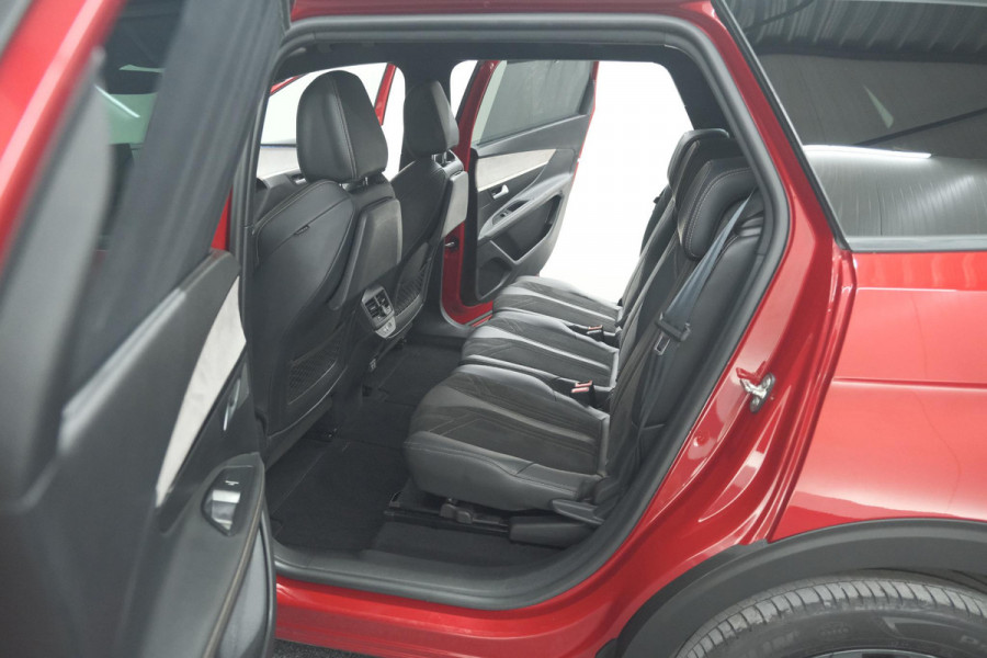 Peugeot 5008 PureTech 130 EAT8 GT | Elektrische Kofferklep | Camera | Adaptieve Cruise Control | Dodehoekdetectie