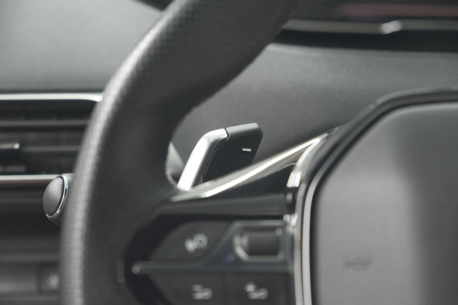 Peugeot 5008 PureTech 130 EAT8 GT | Elektrische Kofferklep | Camera | Adaptieve Cruise Control | Dodehoekdetectie