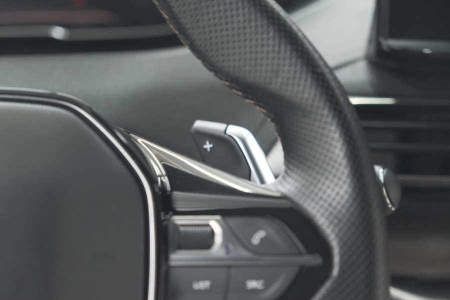 Peugeot 5008 PureTech 130 EAT8 GT | Elektrische Kofferklep | Camera | Adaptieve Cruise Control | Dodehoekdetectie