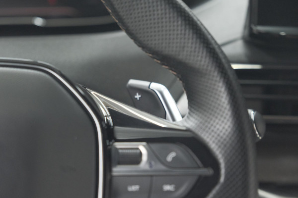 Peugeot 5008 PureTech 130 EAT8 GT | Elektrische Kofferklep | Camera | Adaptieve Cruise Control | Dodehoekdetectie