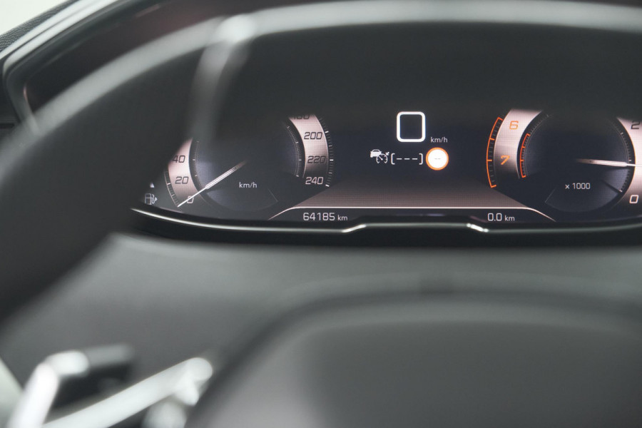 Peugeot 5008 PureTech 130 EAT8 GT | Elektrische Kofferklep | Camera | Adaptieve Cruise Control | Dodehoekdetectie