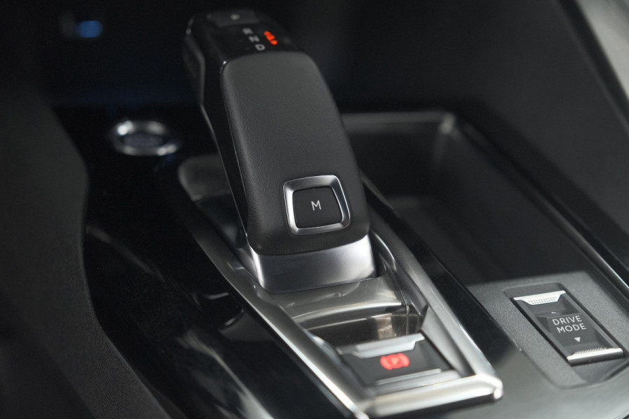 Peugeot 5008 PureTech 130 EAT8 GT | Elektrische Kofferklep | Camera | Adaptieve Cruise Control | Dodehoekdetectie