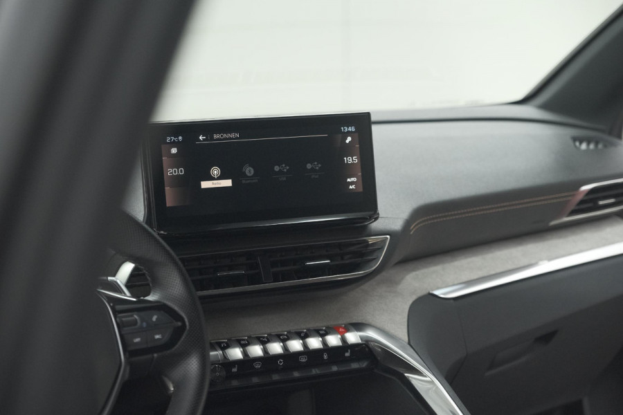 Peugeot 5008 PureTech 130 EAT8 GT | Elektrische Kofferklep | Camera | Adaptieve Cruise Control | Dodehoekdetectie