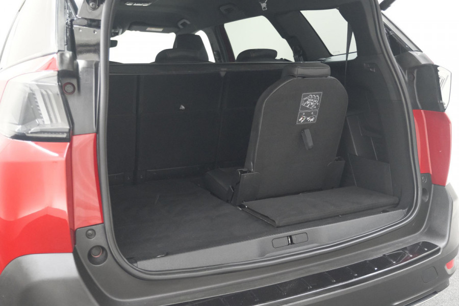 Peugeot 5008 PureTech 130 EAT8 GT | Elektrische Kofferklep | Camera | Adaptieve Cruise Control | Dodehoekdetectie