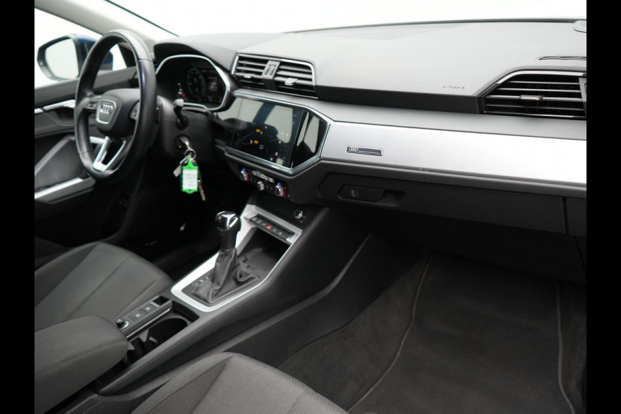 Audi Q3 Sportback 45 TFSI e Advanced Edition Plug In Hybrid 245pk Dealer O.H PHEV | Adaptive Cruise | Sonos Premium Sound | Matrix LED |  Virtual | Parkassist | Navi Plus | Stoelverwarming | BLIS |