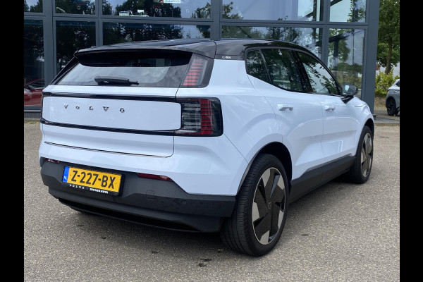 Volvo EX30 Single Motor Extended Range Plus 69 kWh ORIG. NL. NAP KM. | CAMERA | STOEL + STUURVERWARMING