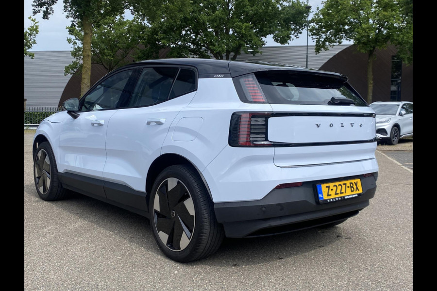 Volvo EX30 Single Motor Extended Range Plus 69 kWh ORIG. NL. NAP KM. | CAMERA | STOEL + STUURVERWARMING