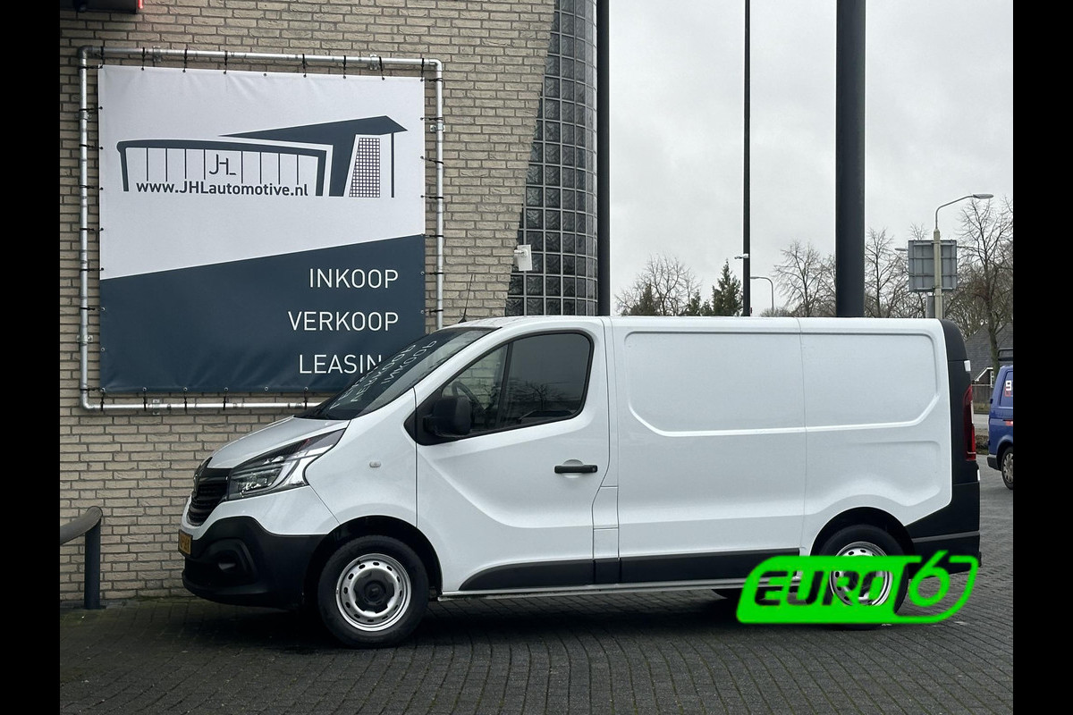 Renault Trafic 2.0 dCi T29 L1H1 Comfort*AUTOMAAT*A/C*HAAK*3-PERS. Renault Trafic 2.0 dCi T29 L1H1 Comfort*AUTOMAAT*A/C*HAAK*3-PERS.