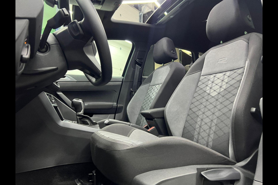 Volkswagen Taigo 1.5 TSI R-Line Edition Led | Pano | Virtual