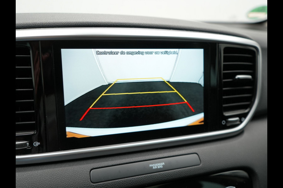 Kia Sportage 1.6 T-GDI Black Edition | Panodak | Elektrische Lederen Sportstoelen | JBL Audio | Carplay | Navigatie | Camera | Stuur/Stoel Verwarming |