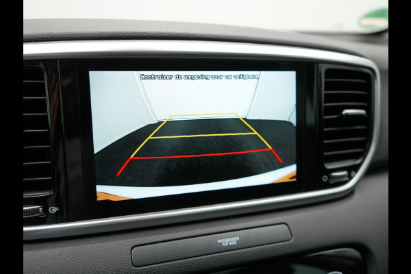 Kia Sportage 1.6 T-GDI Black Edition | Panodak | Elektrische Lederen Sportstoelen | JBL Audio | Carplay | Navigatie | Camera | Stuur/Stoel Verwarming |