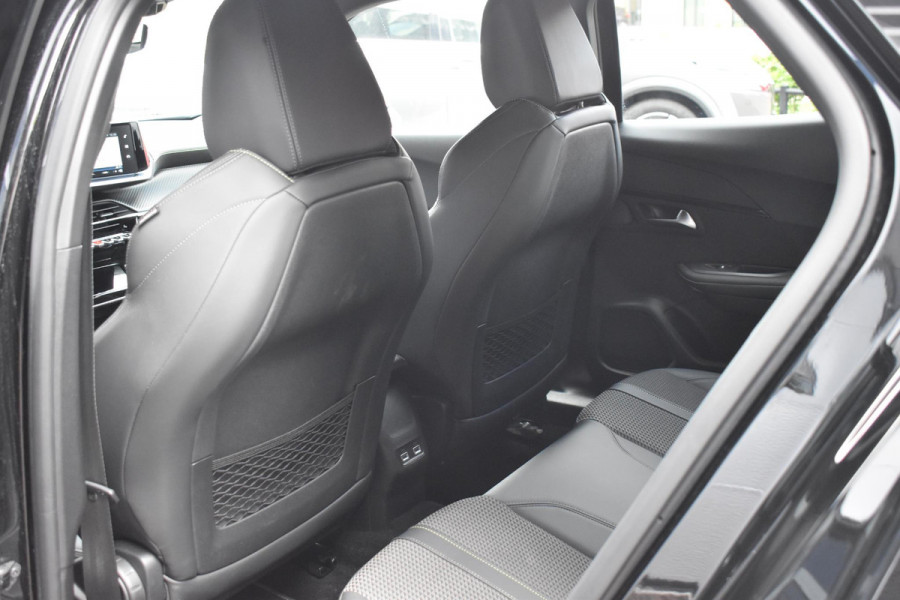 Peugeot 2008 1.2 PureTech130PK Aut. GT | LED | Navi | Camera