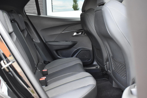 Peugeot 2008 1.2 PureTech130PK Aut. GT | LED | Navi | Camera
