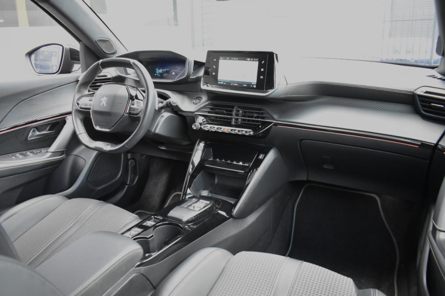 Peugeot 2008 1.2 PureTech130PK Aut. GT | LED | Navi | Camera