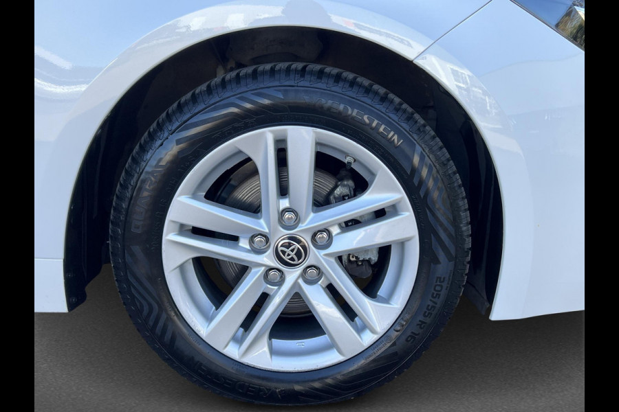 Toyota Corolla Touring Sports Hybrid 140 Business