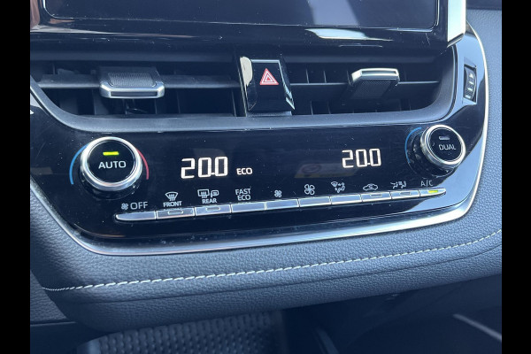 Toyota Corolla Touring Sports Hybrid 140 Business
