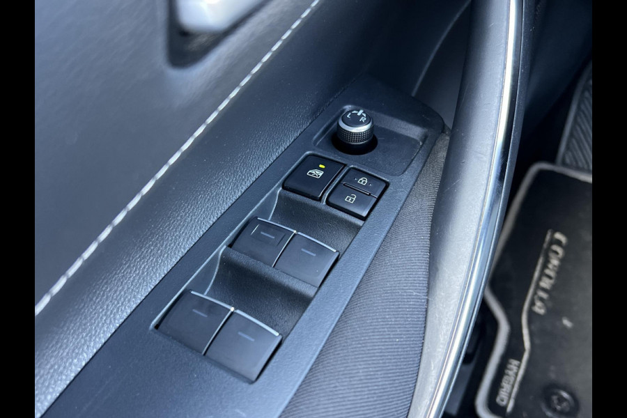 Toyota Corolla Touring Sports Hybrid 140 Business