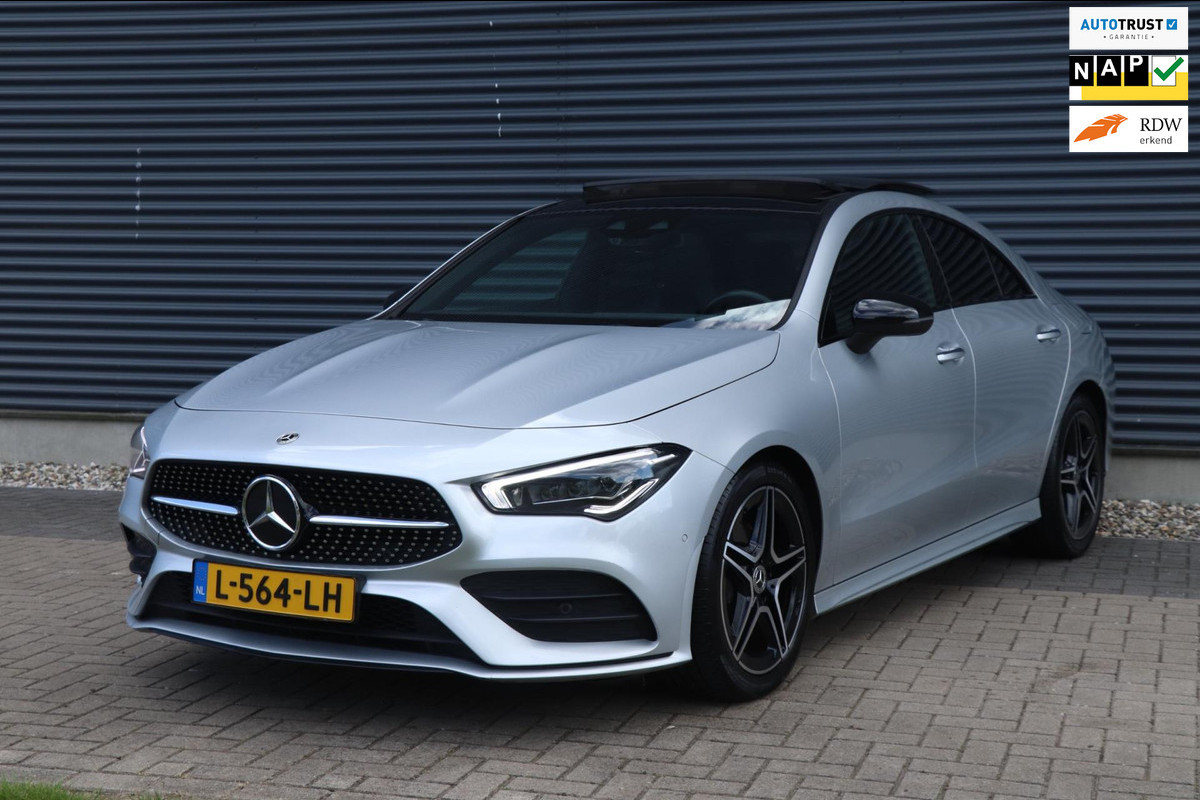 Mercedes-Benz CLA-Klasse 180 AMG | PANO - SFEER - VOLL! Mercedes-Benz CLA-Klasse 180 AMG | PANO - SFEER - VOLL!
