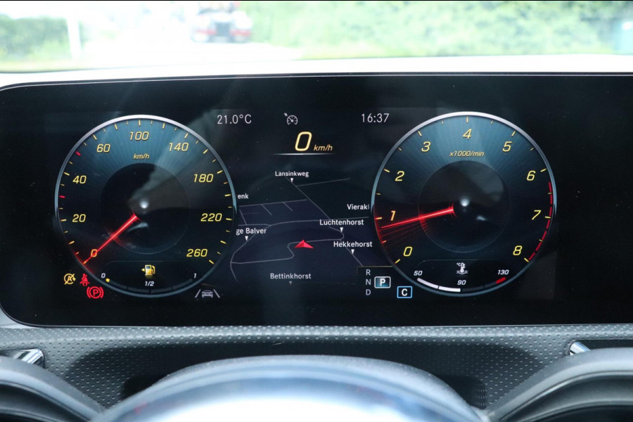 Mercedes-Benz CLA-Klasse 180 AMG | PANO - SFEER - VOLL!