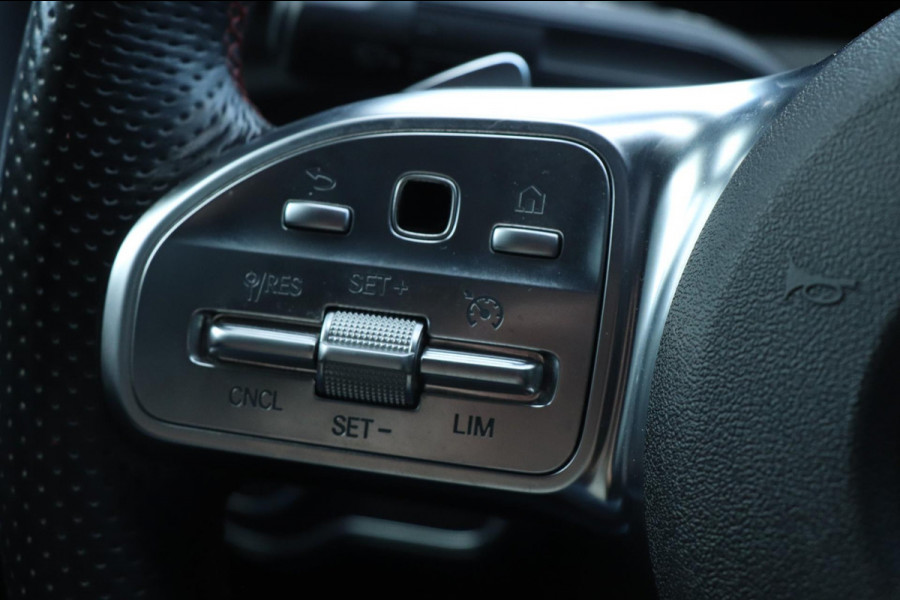 Mercedes-Benz CLA-Klasse 180 AMG | PANO - SFEER - VOLL!