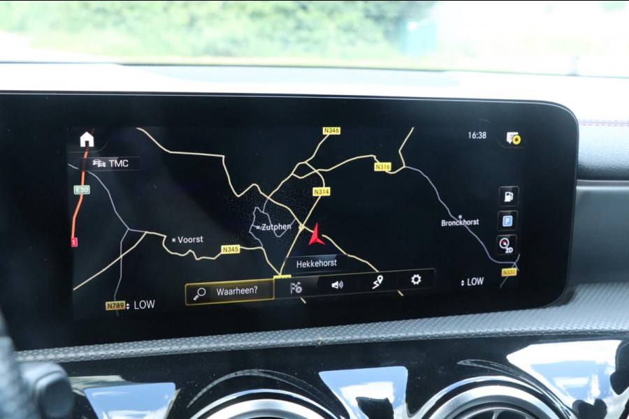 Mercedes-Benz CLA-Klasse 180 AMG | PANO - SFEER - VOLL!