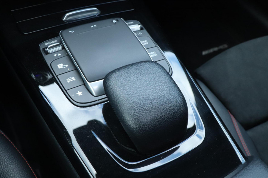 Mercedes-Benz CLA-Klasse 180 AMG | PANO - SFEER - VOLL!