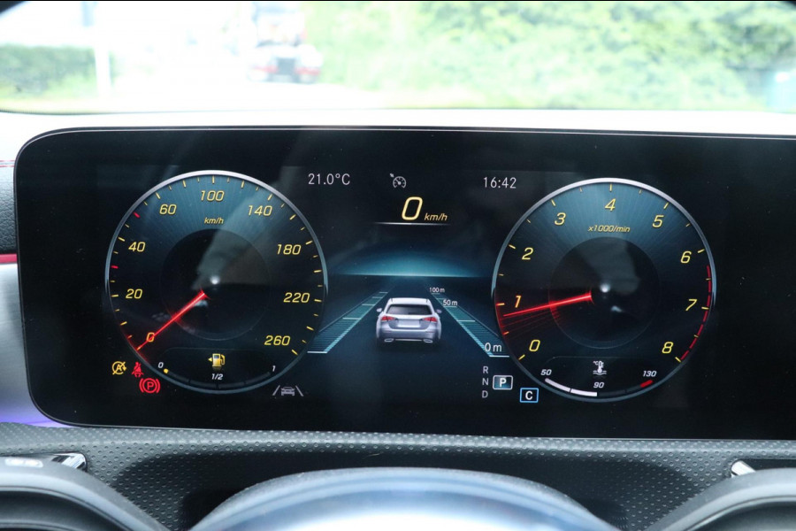 Mercedes-Benz CLA-Klasse 180 AMG | PANO - SFEER - VOLL!