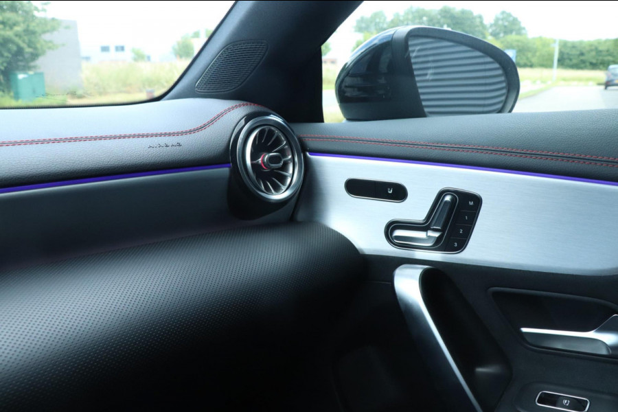 Mercedes-Benz CLA-Klasse 180 AMG | PANO - SFEER - VOLL!