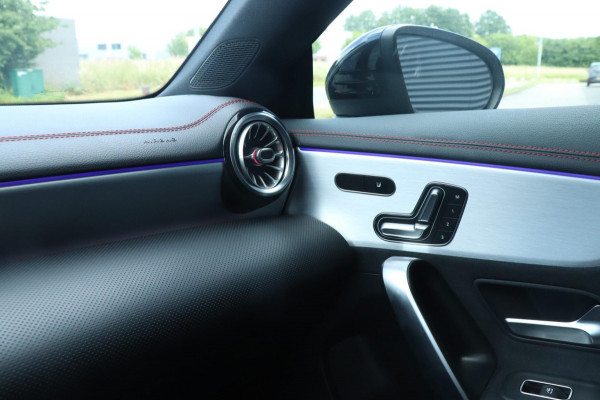 Mercedes-Benz CLA-Klasse 180 AMG | PANO - SFEER - VOLL!