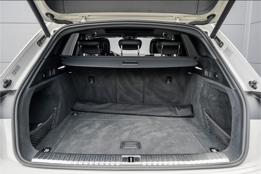 Audi e-tron 55 Quattro 95 kWh Pano ACC B&O 360° Trekhaak