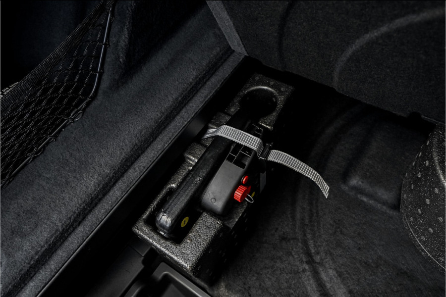 Audi e-tron 55 Quattro 95 kWh Pano ACC B&O 360° Trekhaak