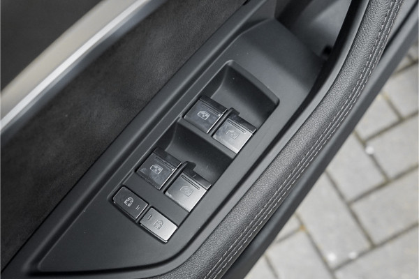 Audi e-tron 55 Quattro 95 kWh Pano ACC B&O 360° Trekhaak