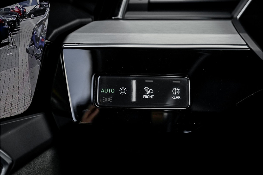 Audi e-tron 55 Quattro 95 kWh Pano ACC B&O 360° Trekhaak