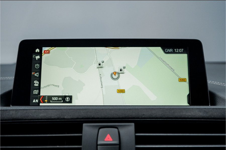 BMW 1-serie M140i Shadow Schuifdak H/K Stuurverw Camera CarPlay Leer