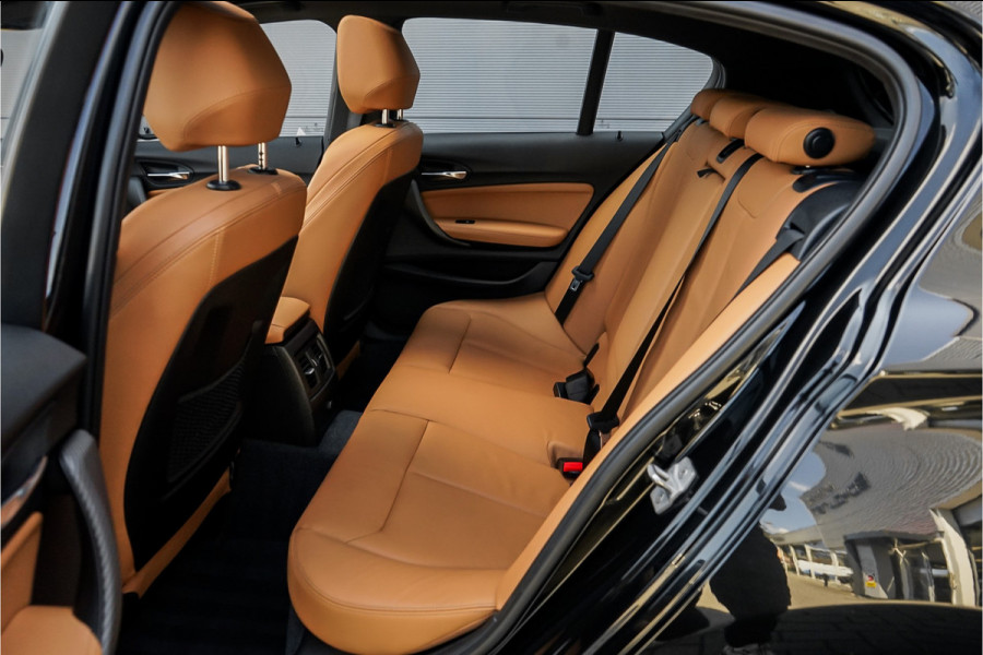 BMW 1-serie M140i Shadow Schuifdak H/K Stuurverw Camera CarPlay Leer