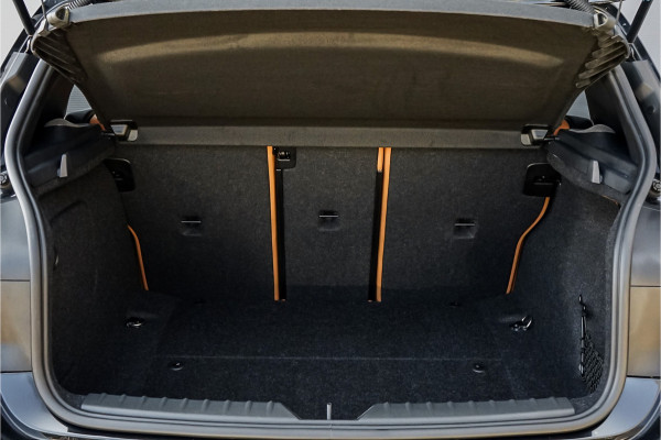 BMW 1-serie M140i Shadow Schuifdak H/K Stuurverw Camera CarPlay Leer