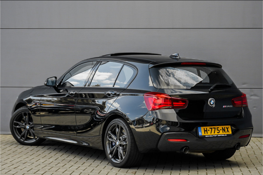 BMW 1-serie M140i Shadow Schuifdak H/K Stuurverw Camera CarPlay Leer