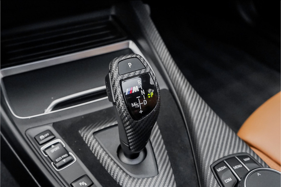 BMW 1-serie M140i Shadow Schuifdak H/K Stuurverw Camera CarPlay Leer
