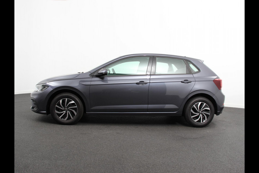 Volkswagen Polo 1.0 TSI DSG Life | Navigatie | Apple Carplay/Android Auto | Climate Control | Digitale Cockpit | Stoelverwarming | Parkeer sensoren | Adaptive Cruise Control | Lichtmetalen Velgen