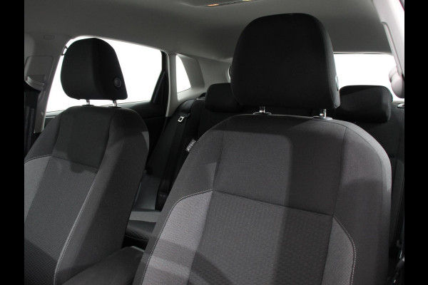 Volkswagen Polo 1.0 TSI DSG Life | Navigatie | Apple Carplay/Android Auto | Climate Control | Digitale Cockpit | Stoelverwarming | Parkeer sensoren | Adaptive Cruise Control | Lichtmetalen Velgen
