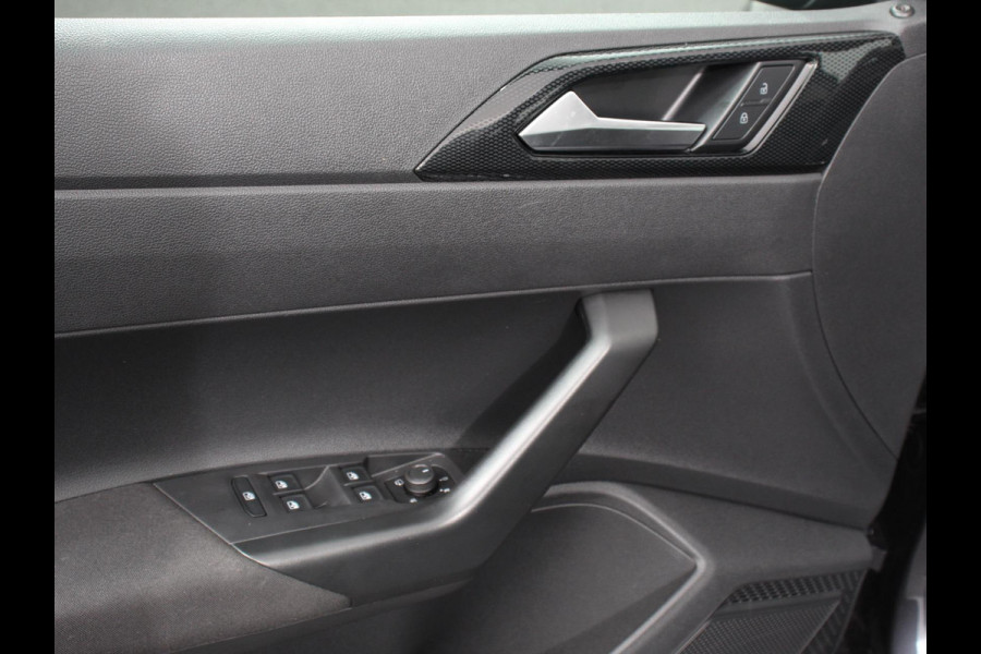 Volkswagen Polo 1.0 TSI DSG Life | Navigatie | Apple Carplay/Android Auto | Climate Control | Digitale Cockpit | Stoelverwarming | Parkeer sensoren | Adaptive Cruise Control | Lichtmetalen Velgen