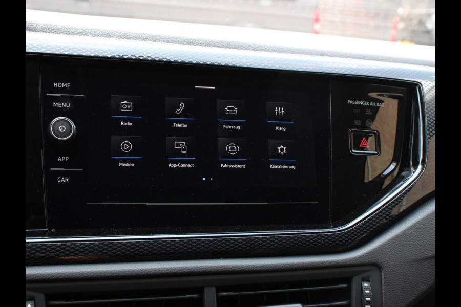 Volkswagen Polo 1.0 TSI DSG Life | Navigatie | Apple Carplay/Android Auto | Climate Control | Digitale Cockpit | Stoelverwarming | Parkeer sensoren | Adaptive Cruise Control | Lichtmetalen Velgen