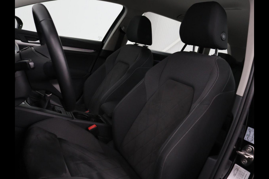 Volkswagen GOLF Variant 1.0 TSI Life Business | Stoel & Stuurverwarming | Memory | Carplay | Adaptive cruise | Sfeerverlichting | PDC