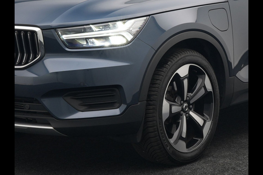 Volvo XC40 T4 Recharge Inscription Plug In Hybrid 211pk PHEV | Panodak | Sportstoelen Verwarmd & Memory | Camera | 20"L.M | Keyless | Stuurverwarming |  Apple Carplay | DAB |