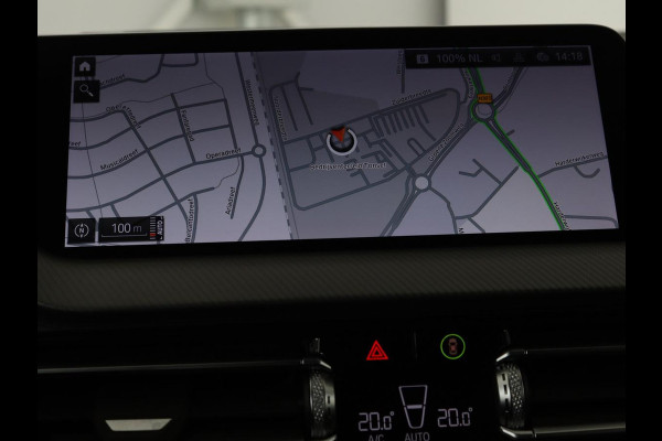 BMW 1-serie 118i Intro Ed. | Carplay | Full LED | Sportstoelen | Navigatie | Climate control | Bleutooth | PDC | Trekhaak | Sfeerverlichting