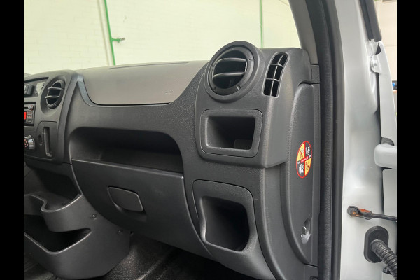 Opel Movano AUTOMAAT SERVICEWAGEN 2.3 CDTI 125 L2H2 VICTRON V230 BOTT INRICHTING AIRCO STANDKACHEL TREKHAAK RIJKLAARPRIJS!